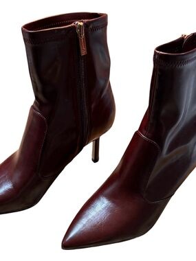 Jessica Simpson Burgundy Pointed Toe Stiletto Ankle Boots